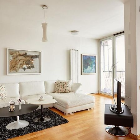 Luxury Apartment Near City Center Scopia Exterior foto